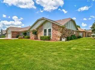 603 Three Oaks Dr, Midwest City, OK 73130