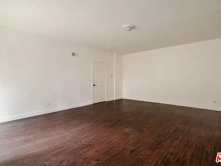 728 Montecito Dr — Photo 32