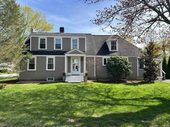 18 Brentwood Road, Exeter, NH 03833