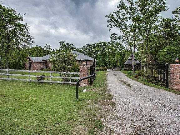 3rd image of 10083 Private Road 2428