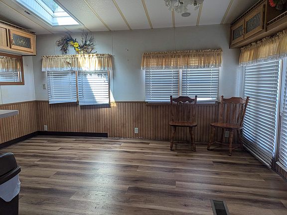 3rd image of 298 Poplar St #3