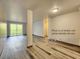 20125 SW Tualatin Valley Hwy UNIT 19, Aloha, OR 97003