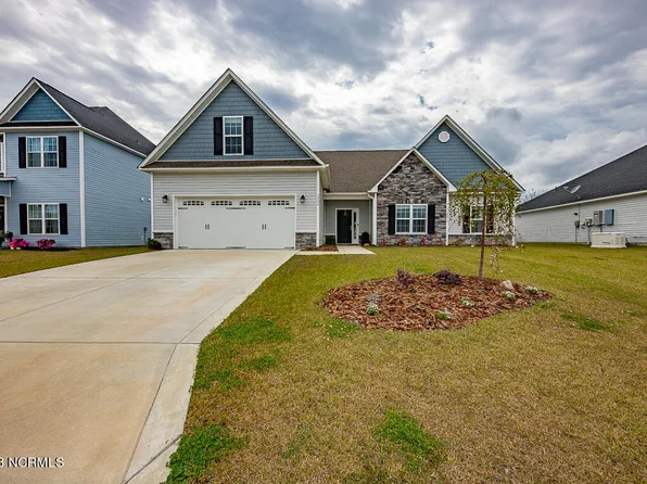 3006 Weathersby Dr, New Bern, NC 28562