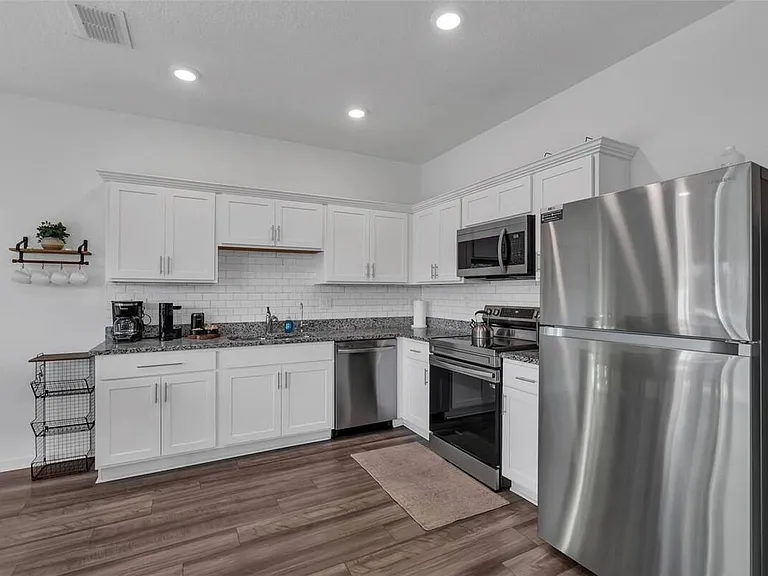 6359 Kay Morgan Ln — Photo 10
