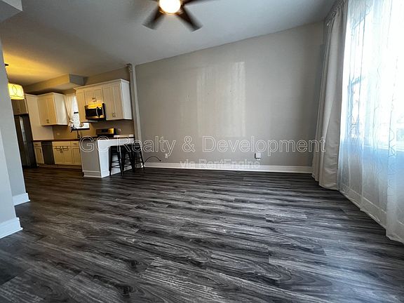 5th image of 1455 W Augusta Blvd APT 1