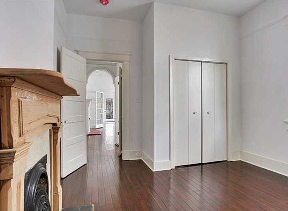 5th image of 2705-07 Bruxelles St