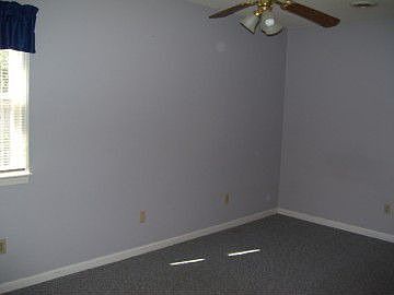 http://www.propertyboss.net/CustomerImages/SWEYER_71385/media/Properties/6813%20Wood%20Sorrell/zsmall_100_1442.jpg