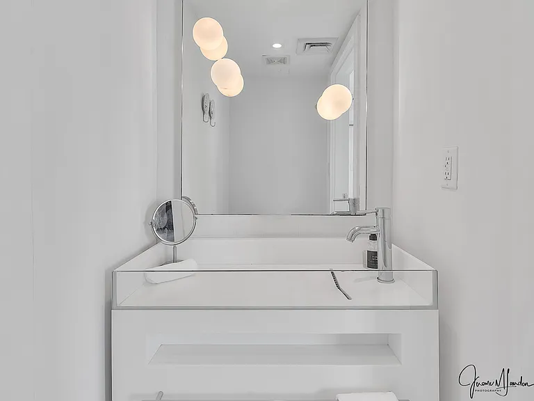 1100 West Ave #1102 — Photo 13