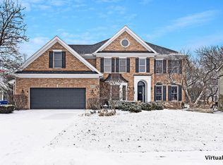 1933 Howard St, Wheaton, IL 60187