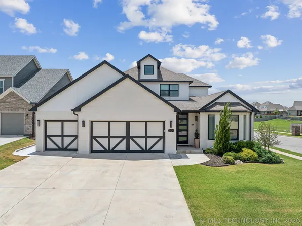 704 E 126th St S, Jenks, OK 74037