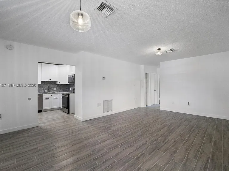 15391 S Dixie Hwy #61 — Photo 3