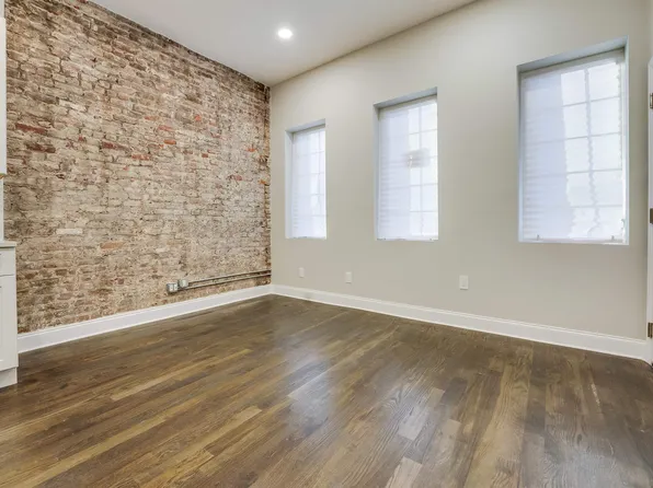 172 Mallory Avenue image 16 of 38