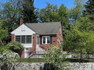 1301 N Kirkwood Rd, Arlington, VA 22201