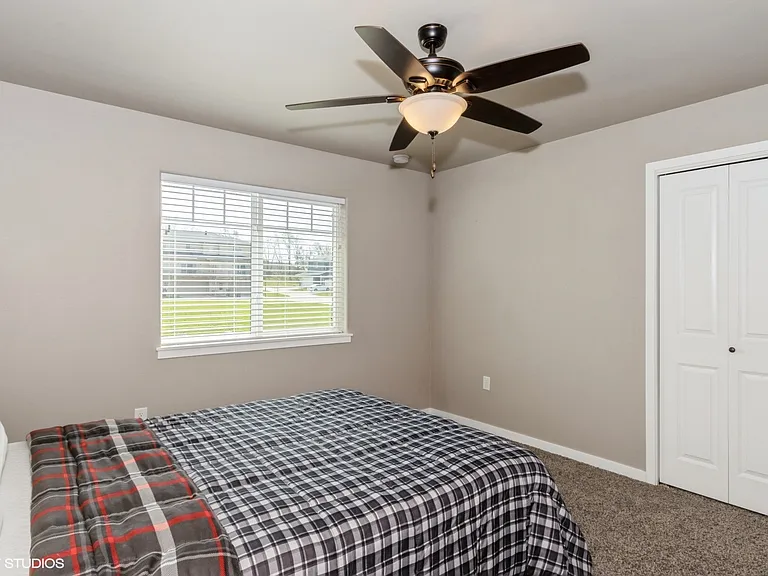 Rollins Pass Condominiums — Photo 17