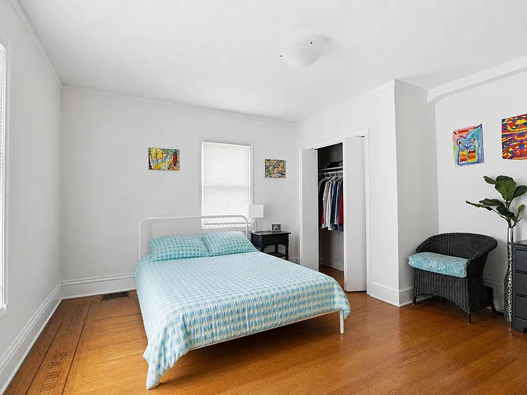 2541 Garfield Ave #3 — Photo 6