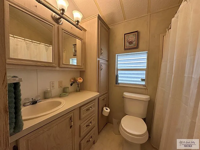 320 Mississippi River Blvd — Photo 11