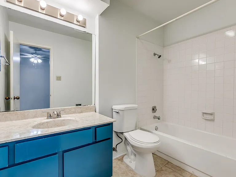 8123 Scottshill — Photo 14