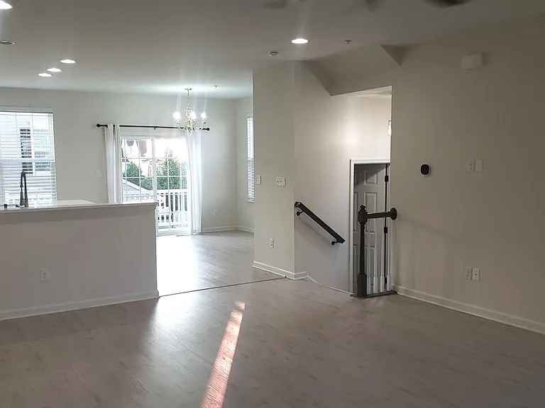 3659 Green St — Photo 18