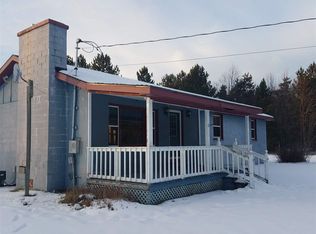 1420 Maxwell Rd, Petoskey, MI 49770