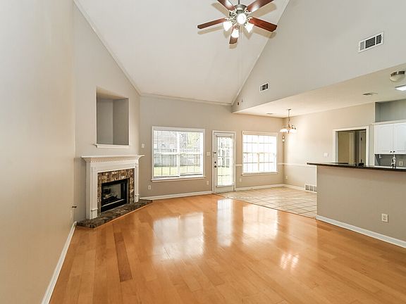 5th image of 9271 N Fairmont Cir