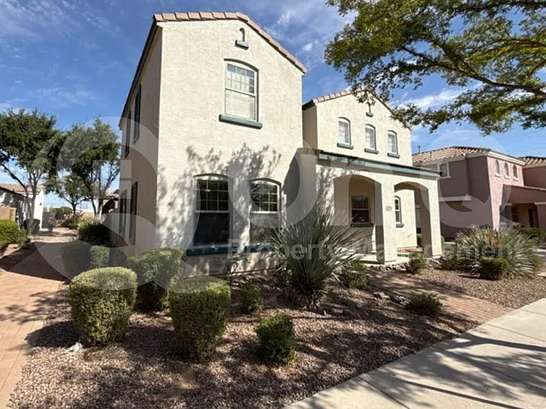 1911 S Tucana Ln — Photo 3
