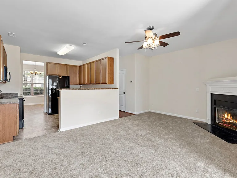 3240 Warm Springs Ln — Photo 8