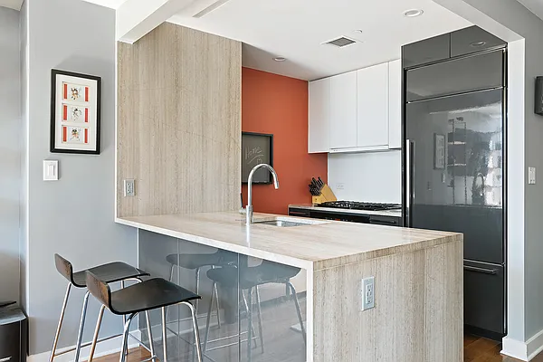 Rented by Compass | media 14