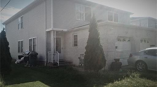 2nd image of 41 Beverly St