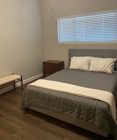 Shasta Villa Apartments — Photo 4