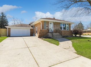 907 E 160th Pl, South Holland, IL