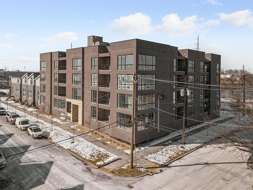 1st image of 2904 S Hillock Ave #106
