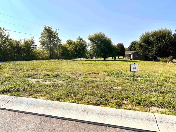 7601 W Saddle Gate Dr #27, Bloomington, IN 47404