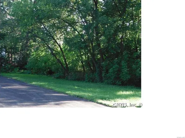 113 Jaclyn Dr, Syracuse, NY 13205