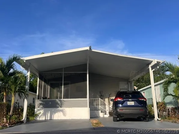 40 Plantation Blvd, Lake Worth, FL 33467