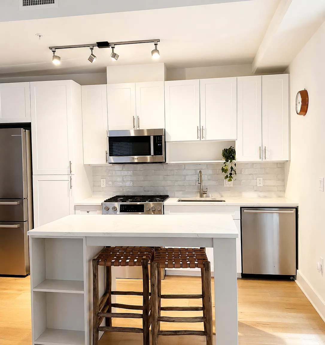 2 bed, 1120 sqft, $3,550 — Photo 1