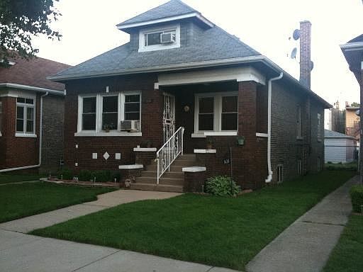 1st image of 1634 N Moody Ave