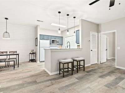 447 W Longleaf Dr APT 1304, Auburn, AL, 36832