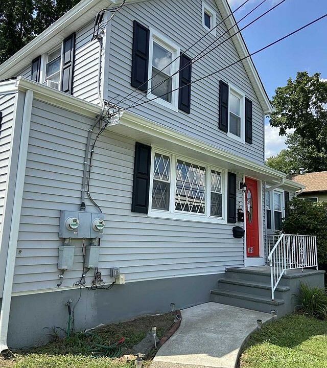 2nd image of 189 Livingston St #A