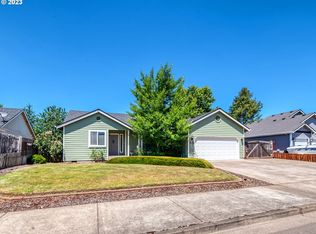 1630 Daugherty Ave, Cottage grove, OR 97424