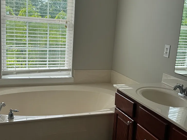 13340 Golden Gate Dr W — Photo 9