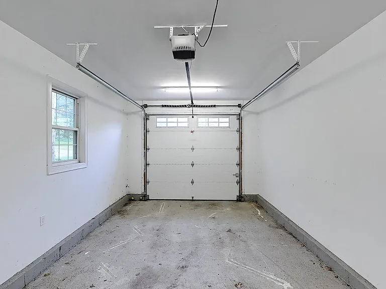 78 Nahanton Ave — Photo 26