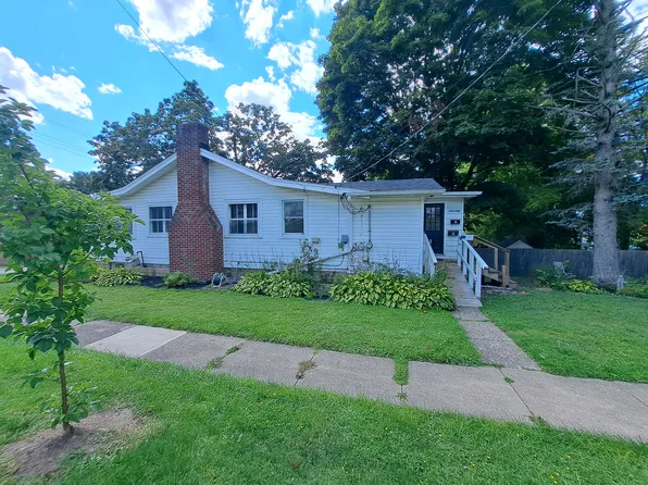 200 Park Ave #1, Chardon, OH 44024