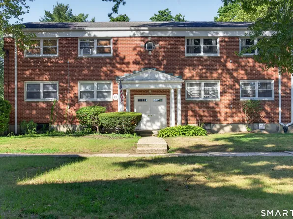 28 Courtland Avenue #1, Stamford, CT 06902