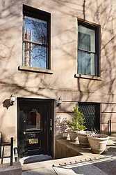 119 Henry Street in Brooklyn Heights