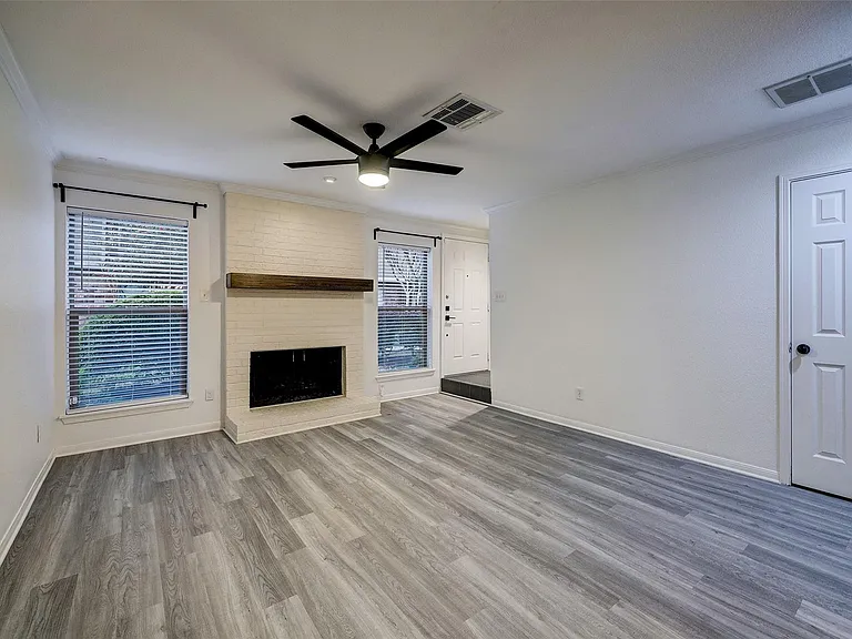 2513 Bering Dr #7 — Photo 6