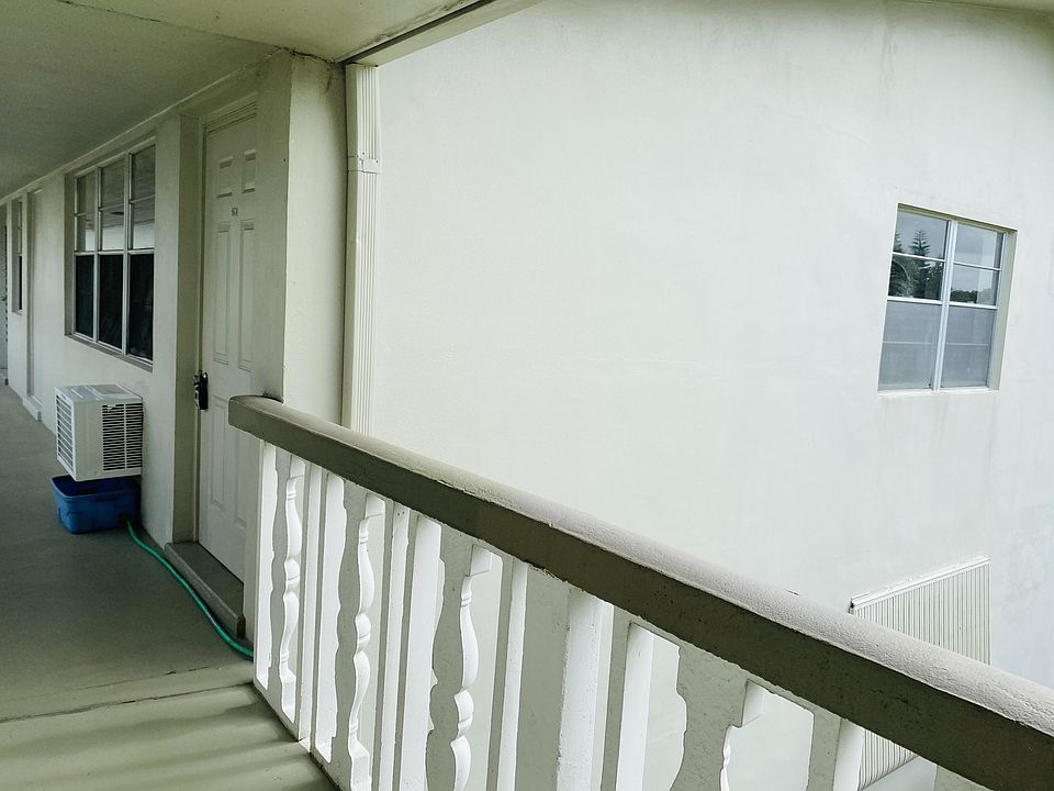 1st image of 161 Salisbury #G