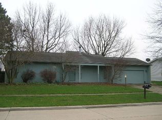 2001 Kenny Ave, Champaign, IL