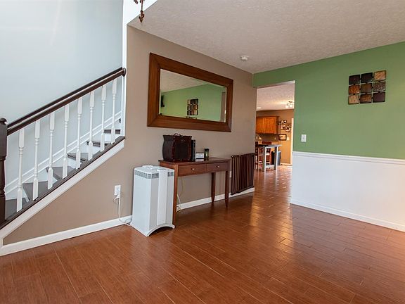 4th image of 6084 Driftwood Ct
