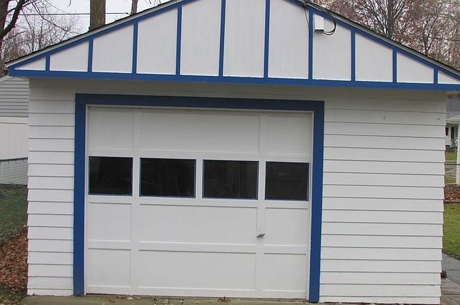 Garage with Tool Room