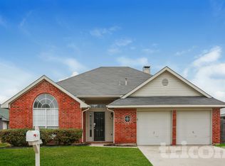 8021 Ashridge Rd, Fort Worth, TX 76134